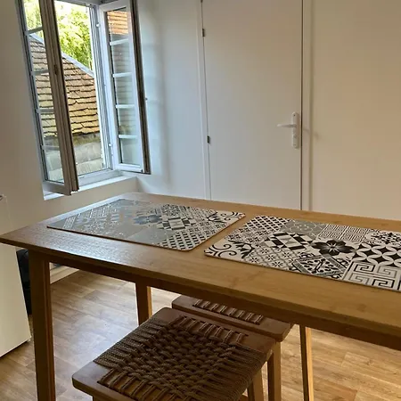 De A Paris شقة بوفيه